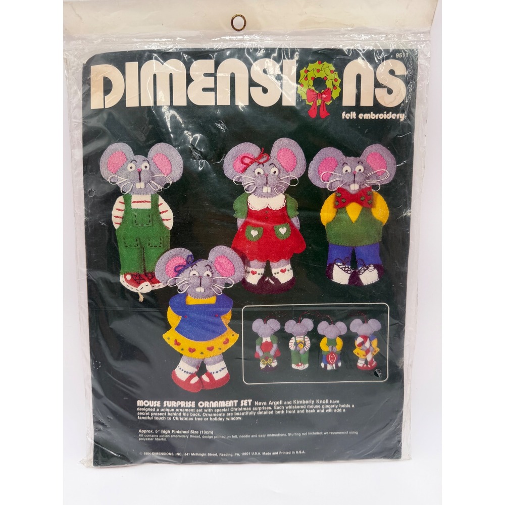 Vintage Dimensions Mouse Surprise Felt Embroidery Ornament Kit Christmas RARE